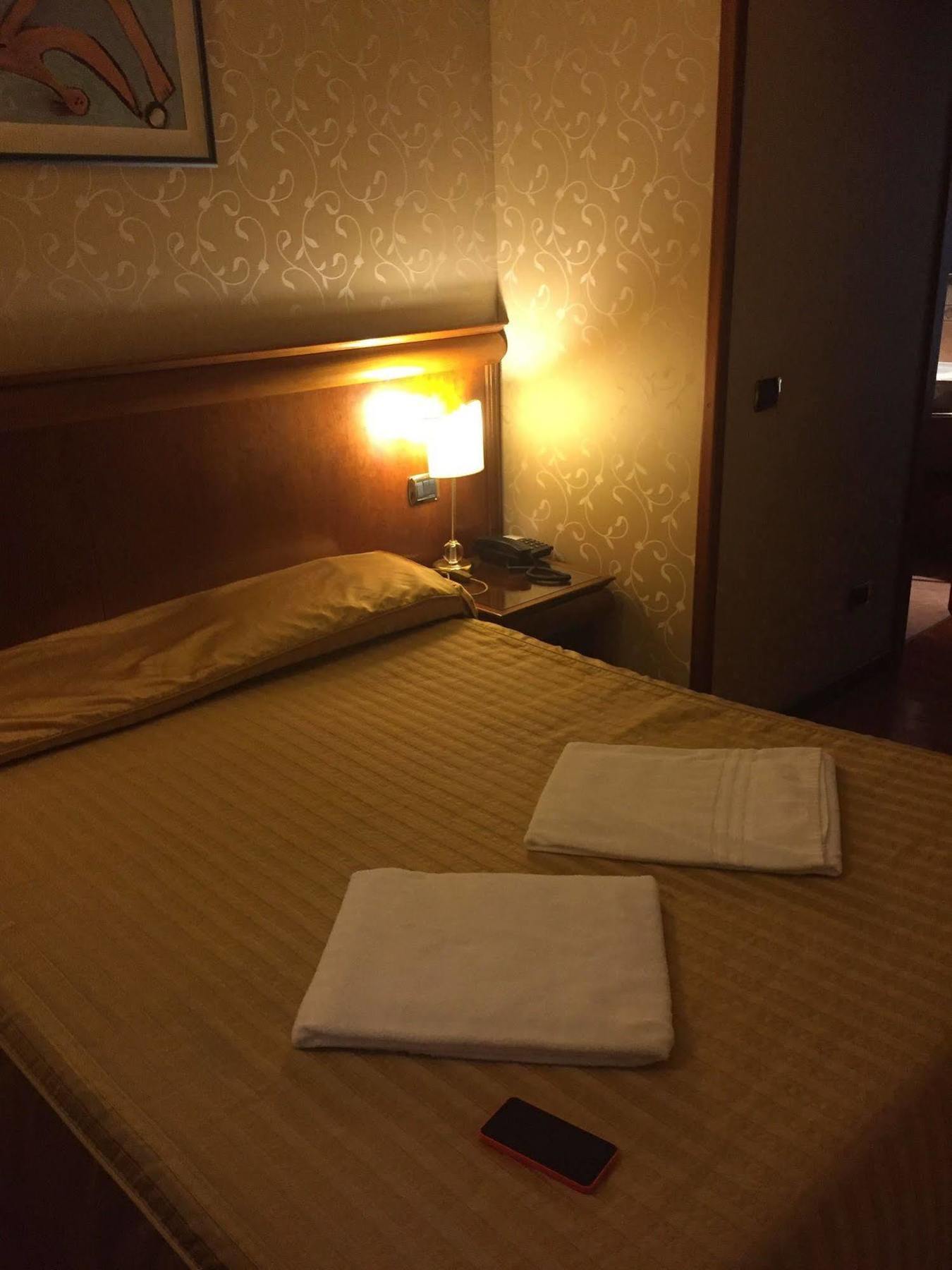 Hotel Divine Rzym Zewnętrze zdjęcie