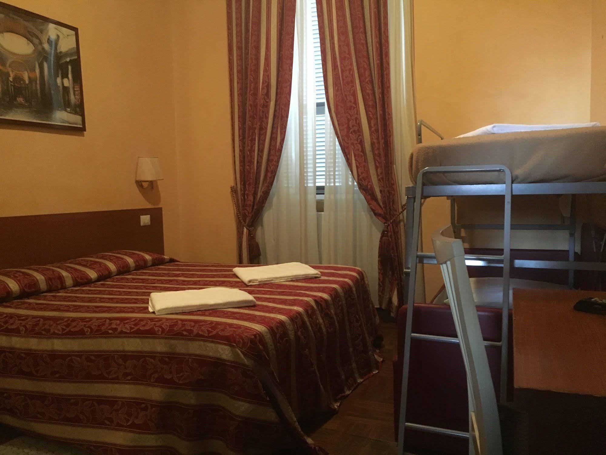 Hotel Divine Rzym Zewnętrze zdjęcie