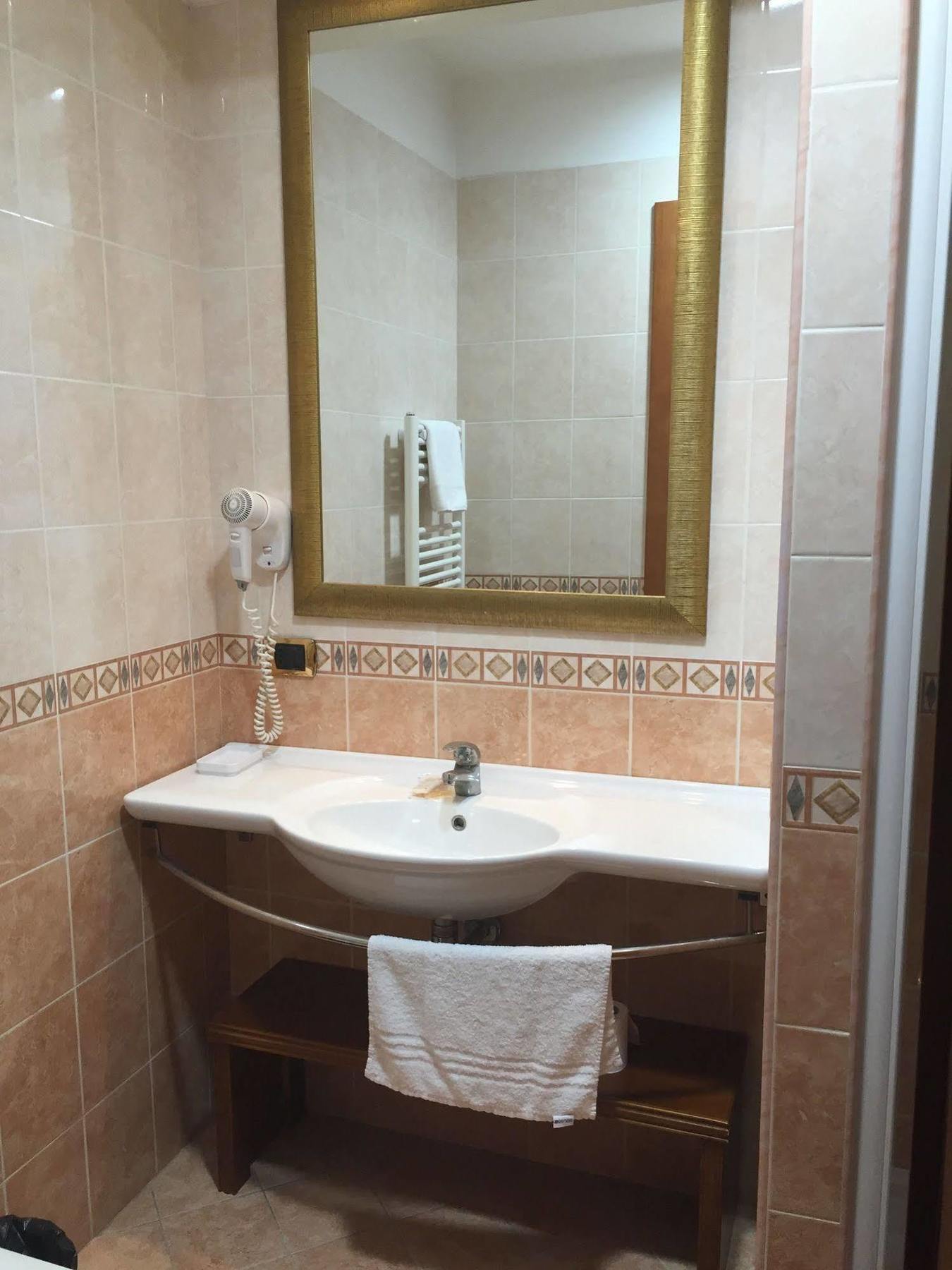 Hotel Divine Rzym Zewnętrze zdjęcie