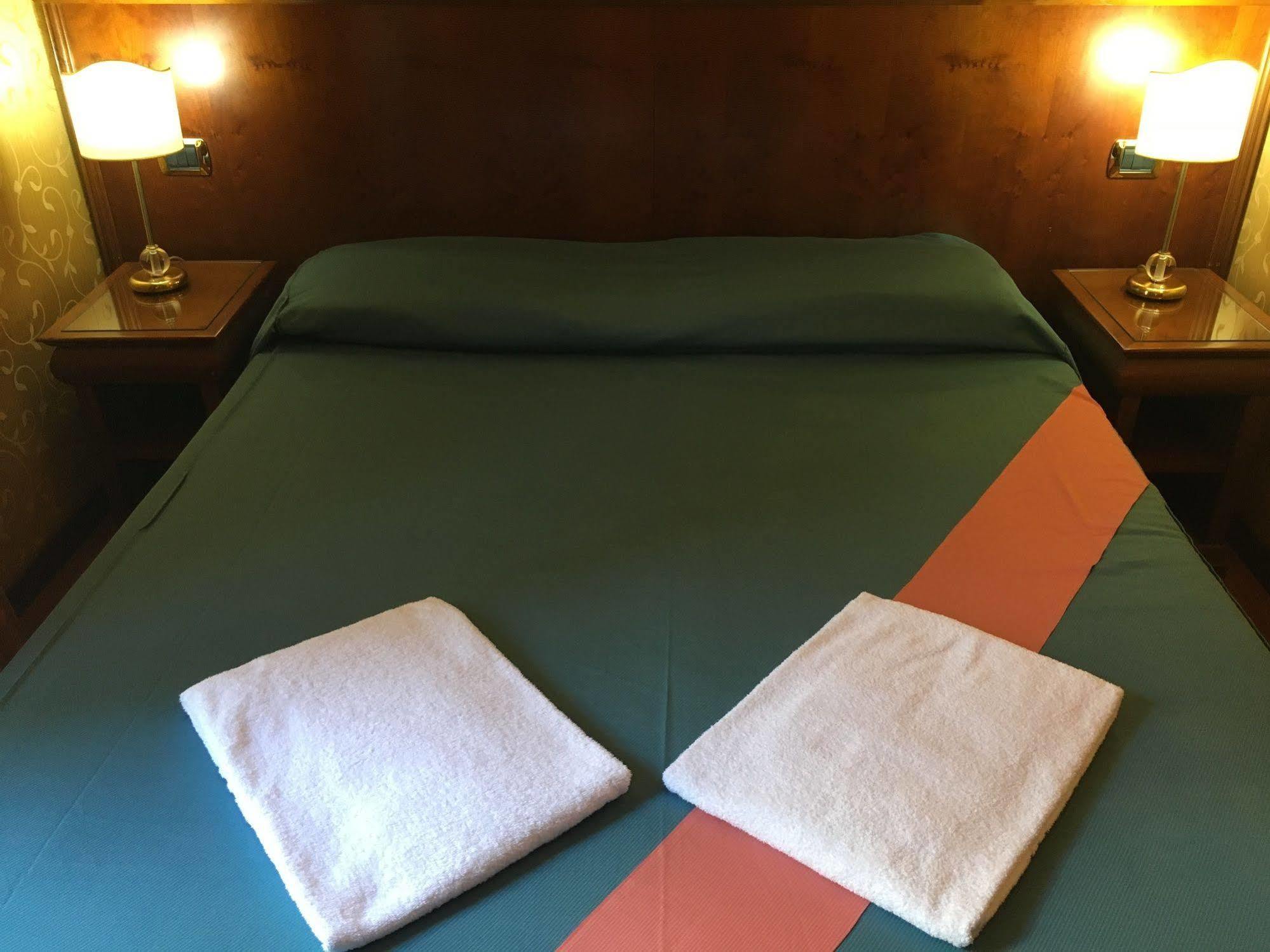 Hotel Divine Rzym Zewnętrze zdjęcie