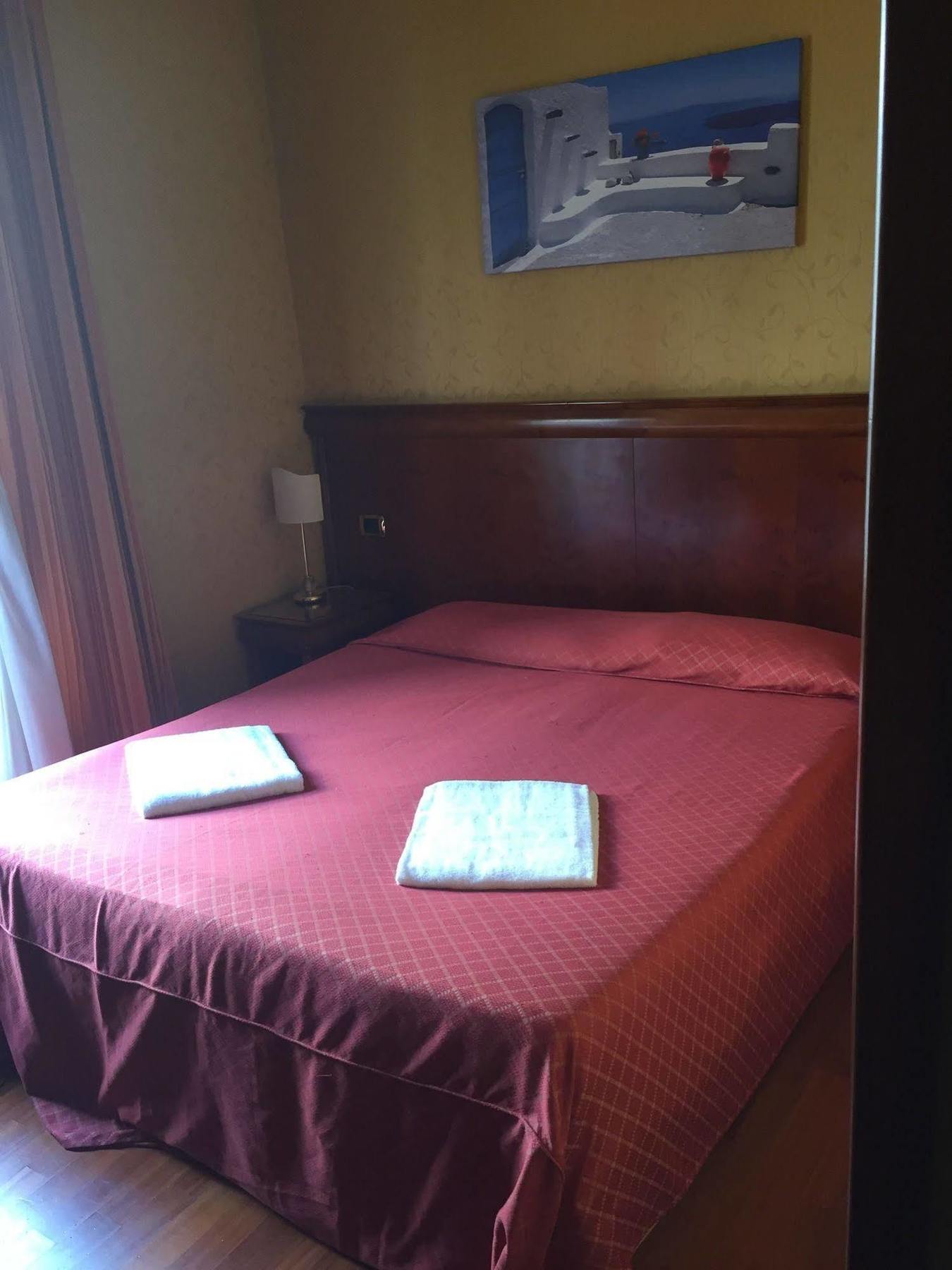 Hotel Divine Rzym Zewnętrze zdjęcie