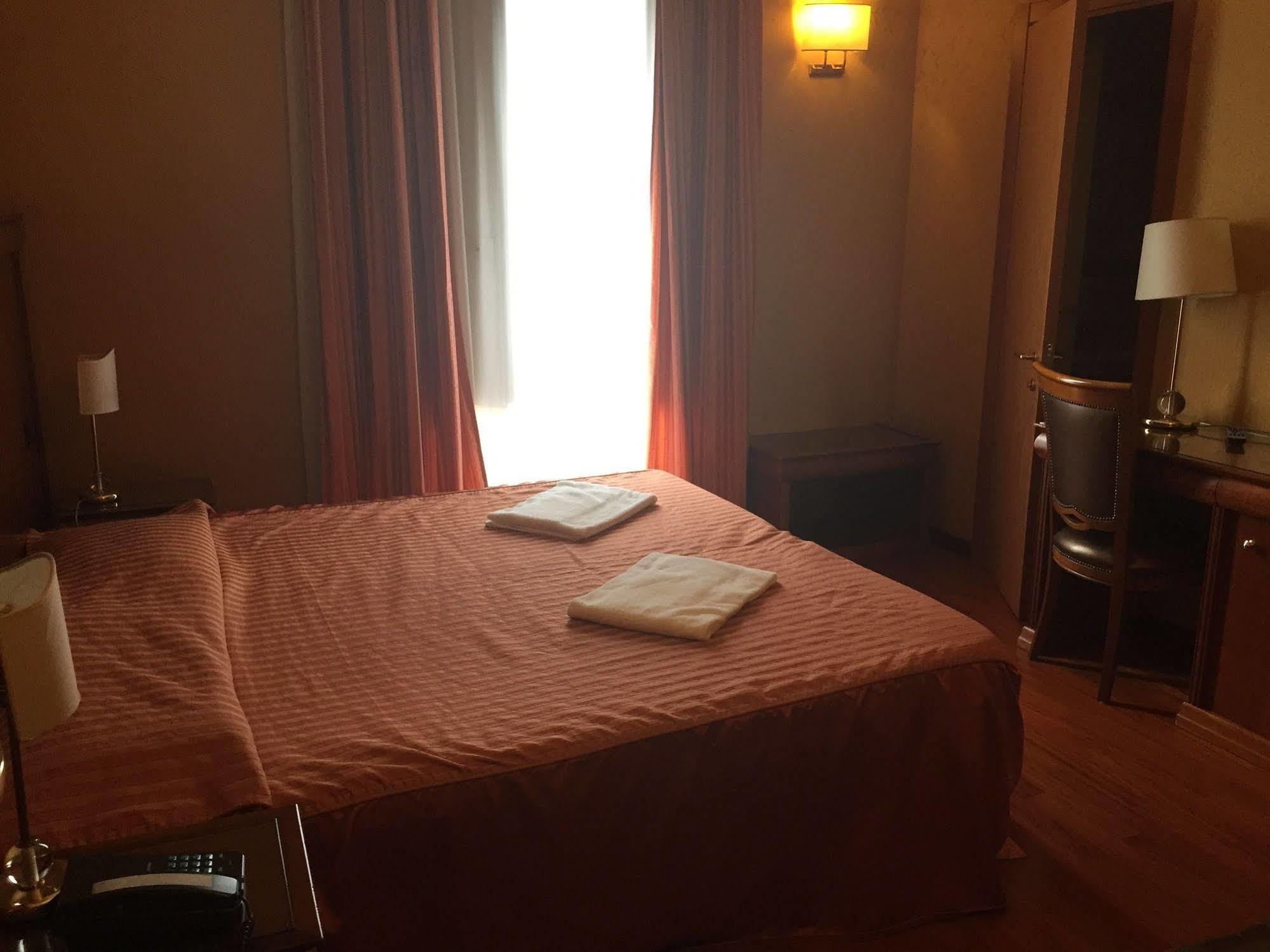 Hotel Divine Rzym Zewnętrze zdjęcie